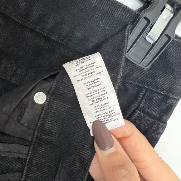 ASOS black ripped mom jeans - Picture 4 of 6